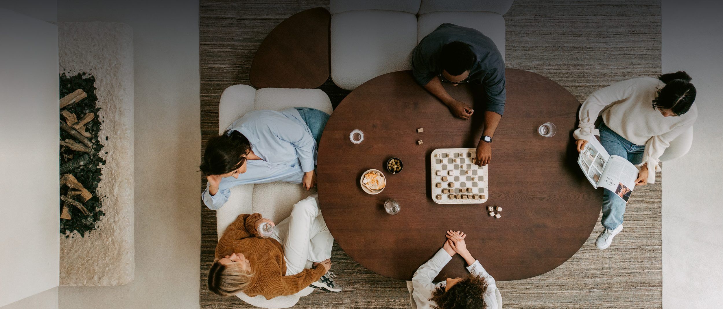 Mobitec Nussbaum Tisch